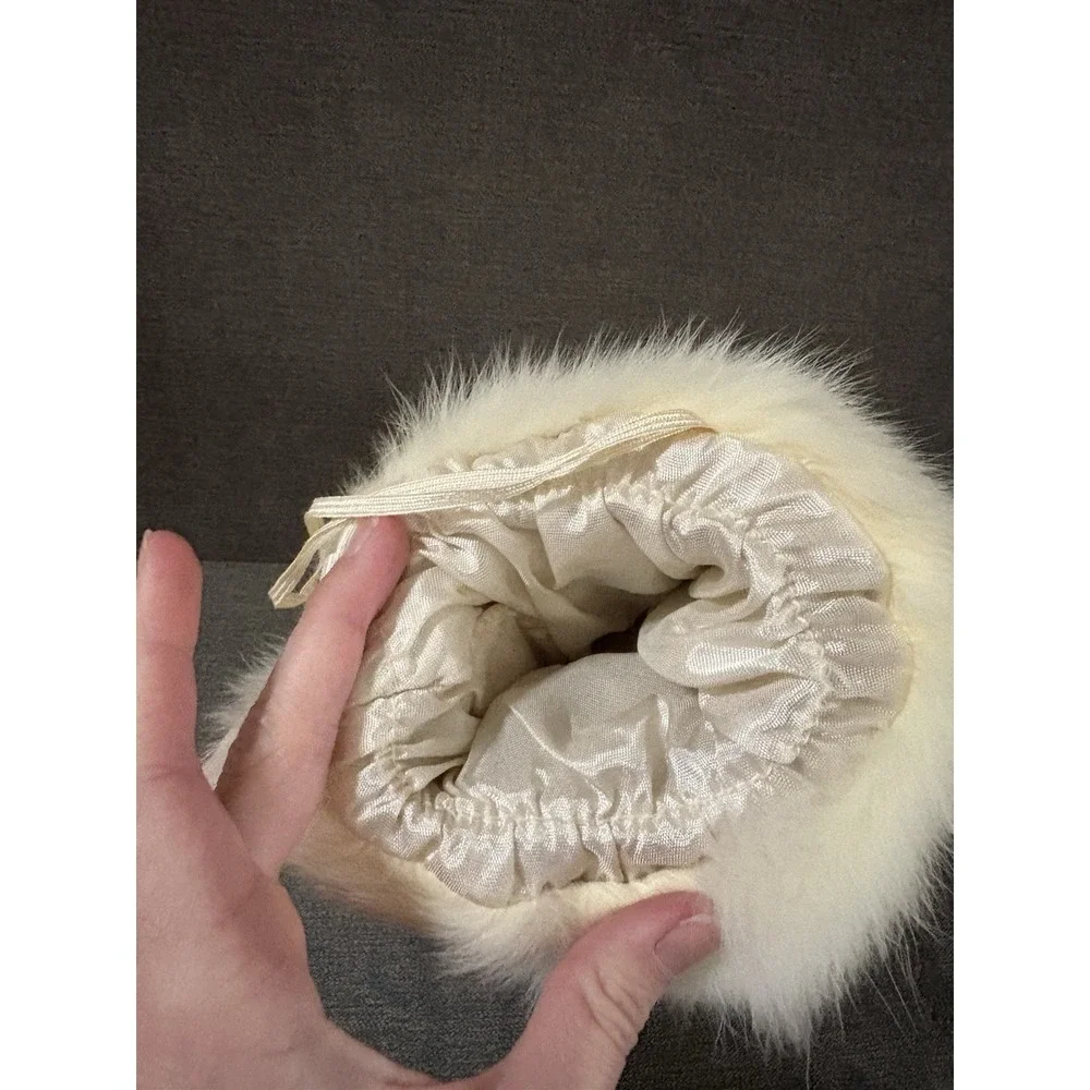Vintage Fur Hand‎ Muff ~ Real White Rabbit Fur ~ 9 Inch Soft Warmer with Handle